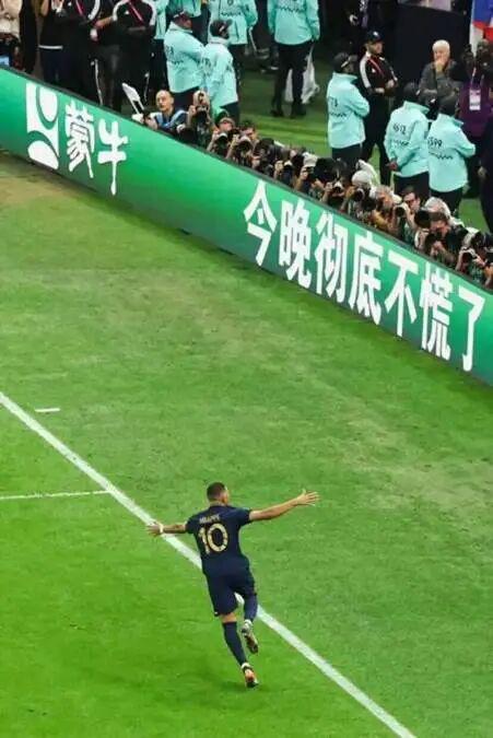 2026世界杯品牌战：乐高梅罗同框爆火，中国品牌组团扎根
