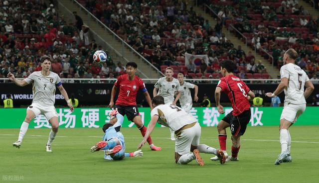 2026年世界杯现场直播_2026世界杯门票亏本甩卖_看台空荡荡世界杯遇冷原因
