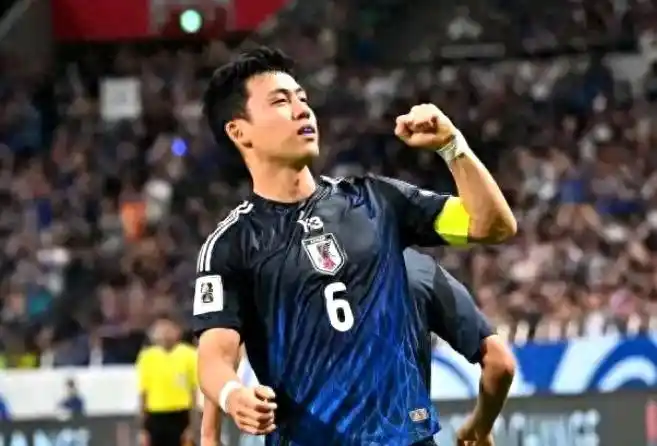 2026世界杯现场直播被网红带货霸屏，球迷怒斥：这是看球还是卖货？